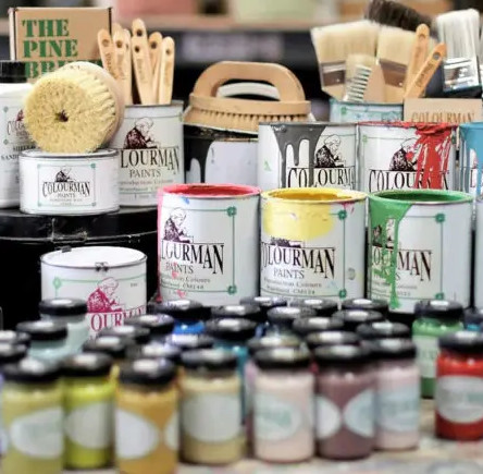 Colourman chalk paints brushes and finishes